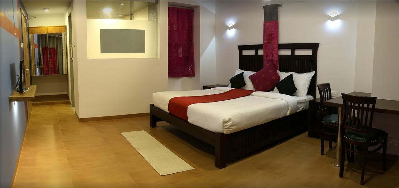 Hotel Zorba Inn Kolhapur Exterior photo